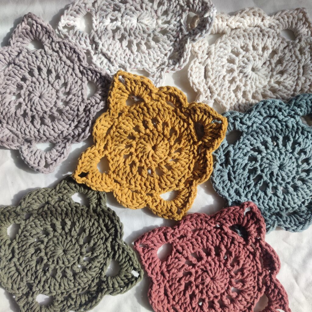 háčkovaný podtácek