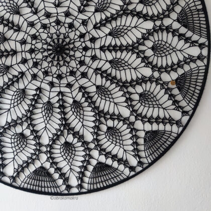 Macramé a háčkované dekorace