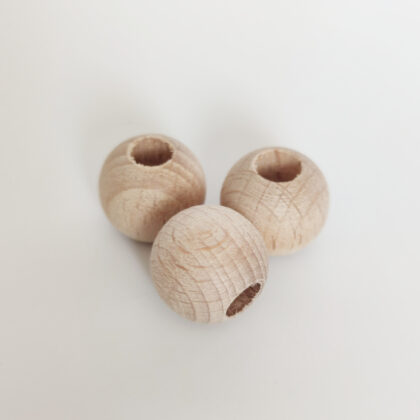 Korálky dřevěné kulaté velkoprůvlekové 16mm